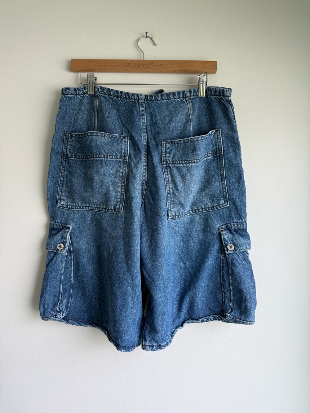 Free People We The Free Reina Cargo Shorts Medium Lyocell Denim Utility - Picture 3 of 8